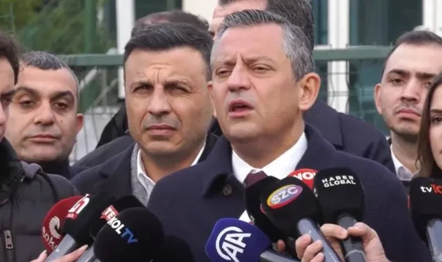 Özgür Özel, Ahmet Özer'le Görüştü: 'İlk Kez Açıklıyorum' Dedi: 'Direncimizi Böyle Kırmaya Çalışıyorlar'