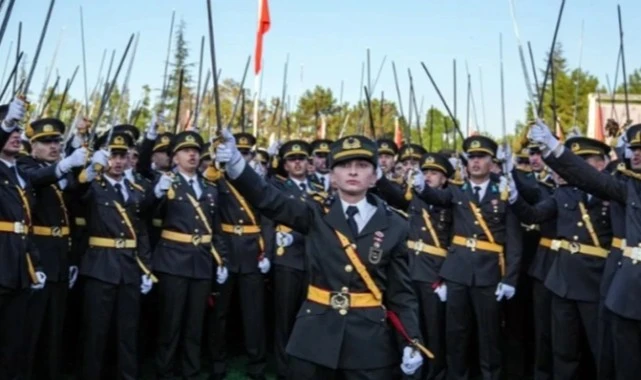 Teğmenler için Yüksek Disiplin Kurulu süreci başladı