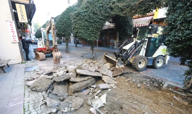Çarşıda değişim zamanı: Efes Selçuk’ta doğal gaz ve altyapı çalışmaları başladı
