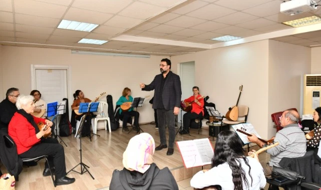 Çiğli’nin kültür kursları tüm hızıyla devam ediyor