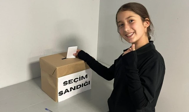 İzmir Çocuk Meclisi’nde seçim heyecanı  