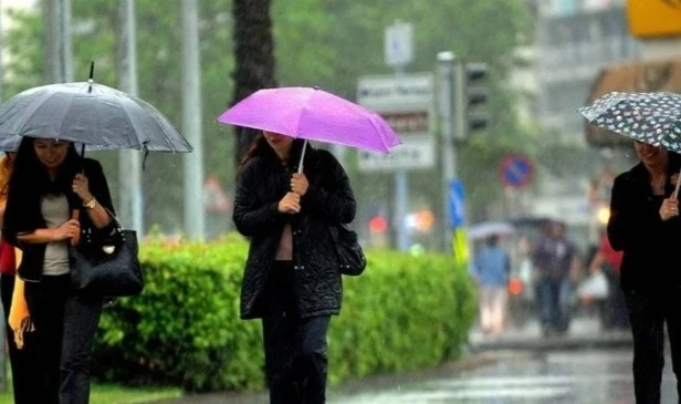 Meteoroloji'den İstanbul dahil 43 ilde kuvvetli sağanak uyarısı!