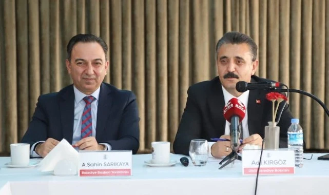 Başkan Adil Kırgöz gazetecilerle buluştu: 6 yılın özeti "Ranttan Aldık Halka Verdik"
