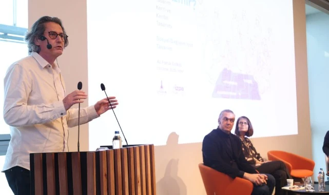“Nasıl bir İzmir” serisi “Tasarım Kenti  ve Kentin Tasarımı” paneli ile devam etti