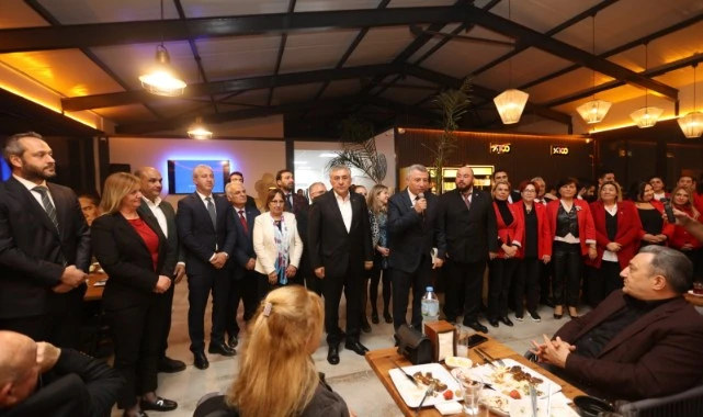 Güzelbahçe Siyaseti Dostluk Yemeğinde Bir Araya Geldi