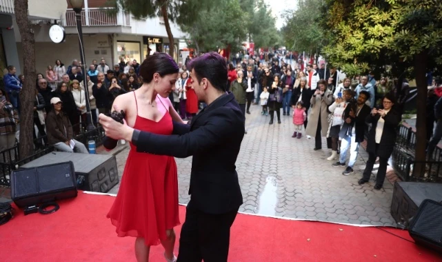 Konak’ta Love Fest rüzgarı esti 
