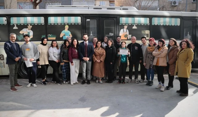 Konak’ta Mobil Barista Kursu mezunlarını verdi