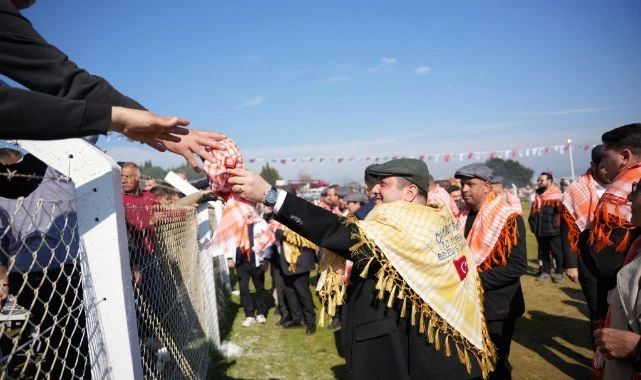 Torbalı'da deve güreşi festivaline rekor katılım
