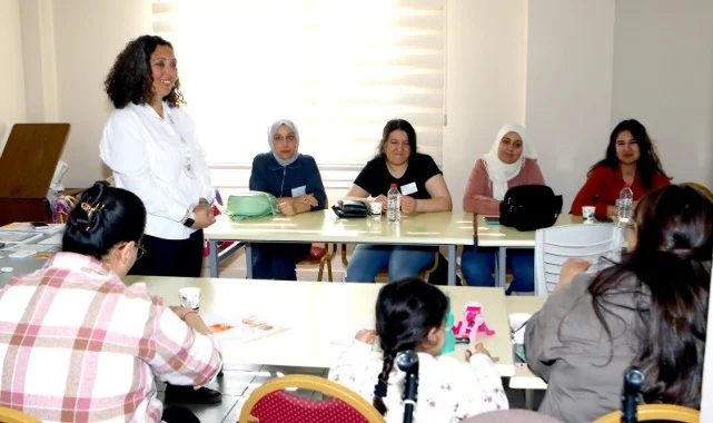 Bayraklı'da "Anne Destek Programı" başladı