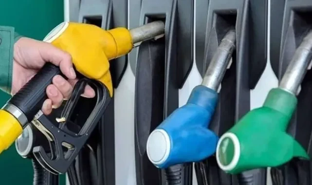 Benzine bu gece yarısı bir büyük indirim daha geliyor
