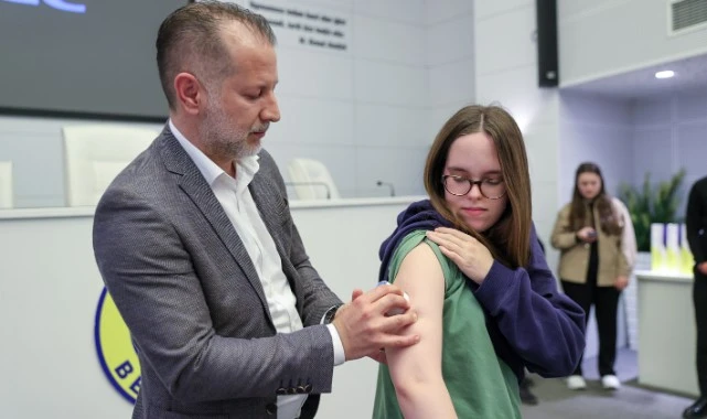 Buca’da üniversite öğrencilerine ücretsiz diyabet sensörü