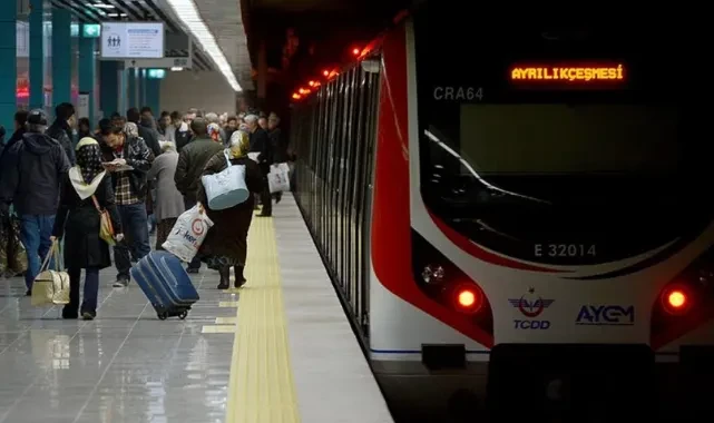 Toplu Ulaşım Ücretsiz Oldu. Marmaray, Metro, İZBAN... 1 Mayıs'da Toplu Taşıma Ücretsiz mi?