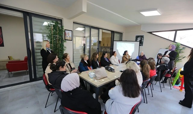 Bayraklı’da kadınlar danışma merkezi atölyelerinde buluşuyor