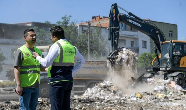 Büyükşehir’den Buca’da temizlik operasyonu