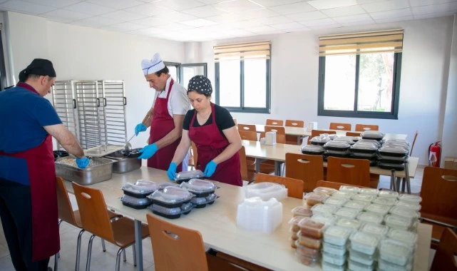 Güzelbahçe Belediyesi, Taziye evlerine Yemek Hizmetine Başladı