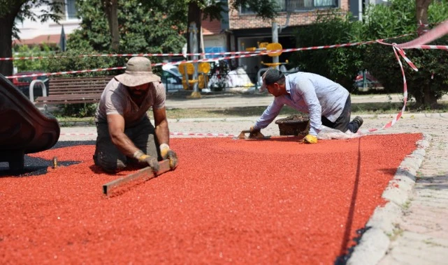 Bayraklı’ya 7 yeni park