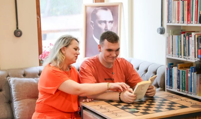 Buca’nın kitap kurdu