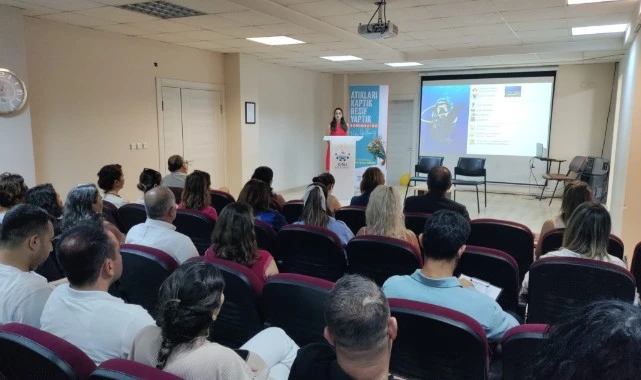 Midye kabuğundan umuda dalış: Çiğli’de “Atıkları Kaptık, Resif Yaptık” semineri gerçekleşti
