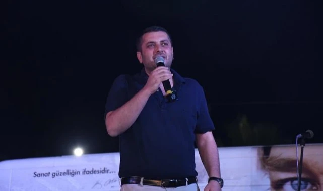 8 Ülke Torbalı’da Buluştu: Halk Dansları Geceye Damga Vurdu
