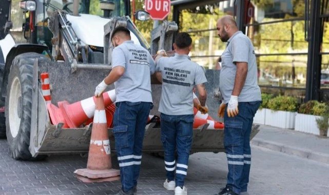 Bayraklı'da kaldırım işgallerine geçit yok
