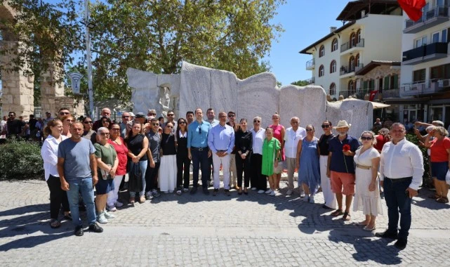 Büyük Taarruz 'un 103. Yılında Efes Selçuk "O AN'A" tanıklık etti