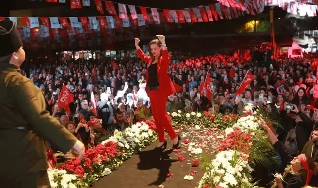 "Çerçioğlu'nun CHP İstifasına Zeybekli Tepki: 'Bizde Efeler Hiç Tükenmez!'"