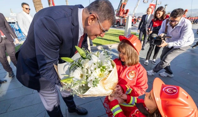 Başkan Cemil Tugay: Kahraman itfaiye personelimize minnetimiz büyük