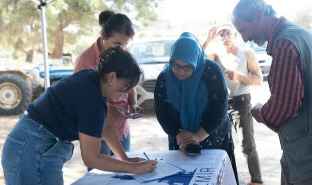 Büyükşehir’den yanan köylere 40 tonluk yem desteği