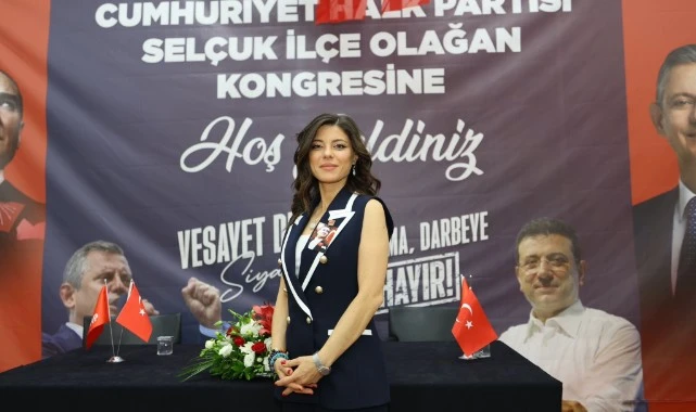 CHP Efes Selçuk’tan İzmir’e Aydınlık Bir Örnek: Belediyeyi de İlçeyi de Kadınlar Yönetiyor!