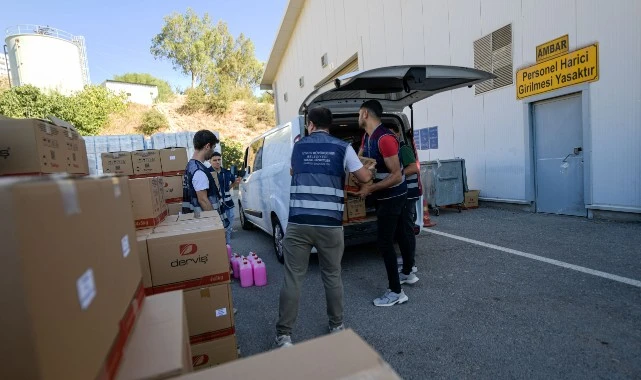 İzmir Büyükşehir Belediyesi’nden okullara hijyen seti desteği