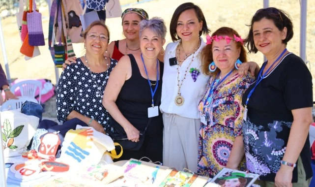 Kavacık Köyü, Festivale Katılan On Binlerle Doldu Taştı