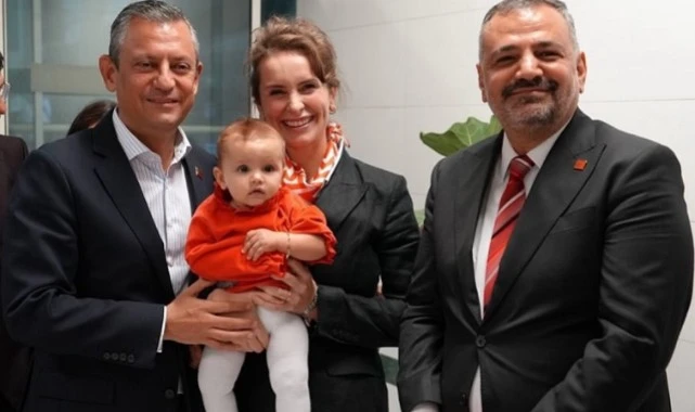 Aslanoğlu'ndan Özgür Özel paylaşımı