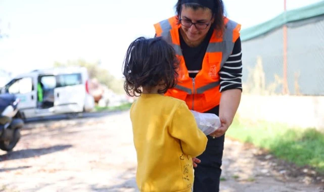 Çeşme Belediyesi’nden ilköğretim öğrencilerine beslenme desteği