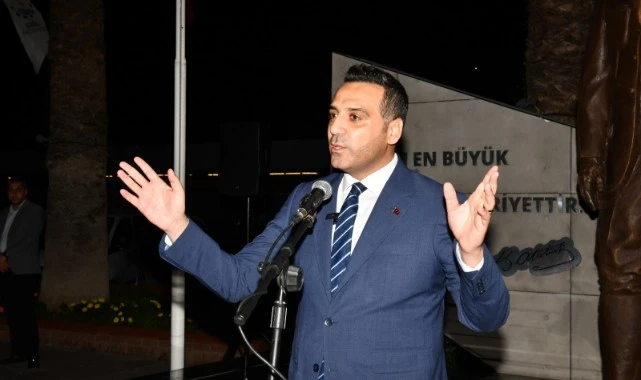 Çiğli’de “İstiklalden İstikbale Büyük Cumhuriyet Yürüyüşü ”ne yoğun katılım