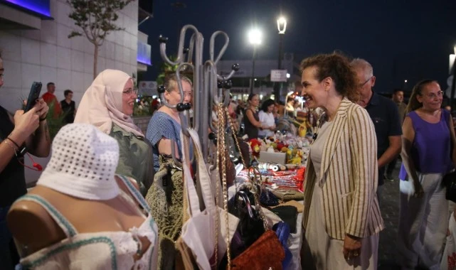 “El Emeği Gece Pazarı” kadınlara kazanç kapısı oldu