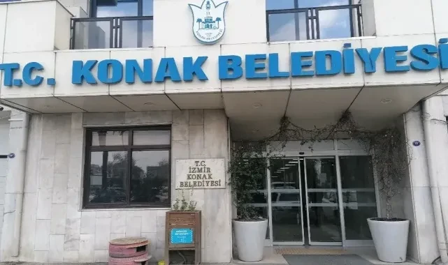 Konak Belediyesi’nde bürokrasi depremi: İki müdür görevden alındı