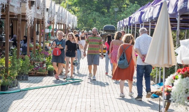 2. İzmir Balkon ve Bahçe Bitkileri Festivali 7 Kasım’da başlıyor