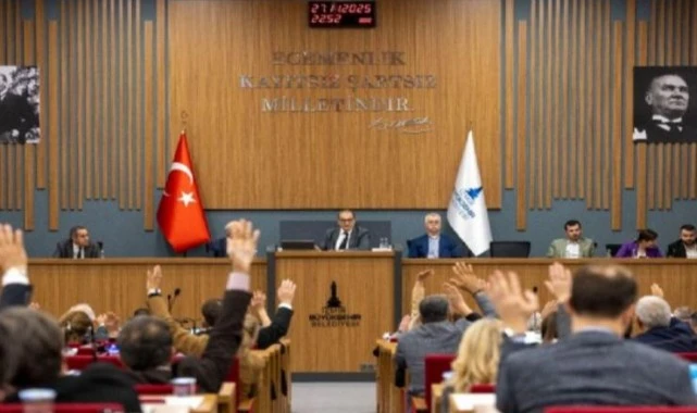 Atmaca'nın '3 yemeğe 1,3 milyon' iddiasına Büyükşehir'den yanıt!