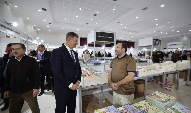 Başkan Tugay 13. Burdur Kitap Fuarı’nın açılış törenine katıldı