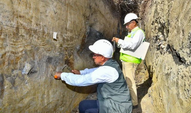 İzmir riskleri öngören, güvenli ve planlı kent modeli ile örnek olacak