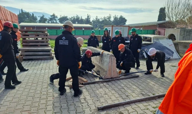 Karabağlar Belediyesi’nden Afetlere Hazırlık Hamlesi