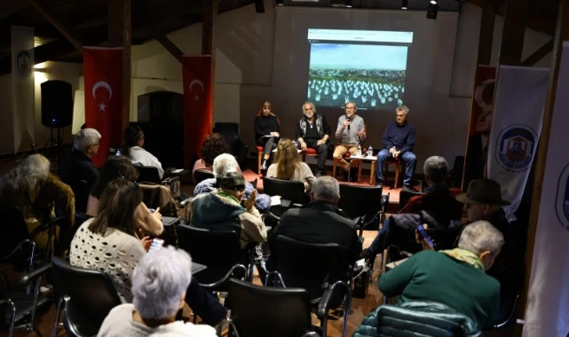 Mizah Nefes Aldırır: 9. İzmir Mizah Festivali panellerle devam etti