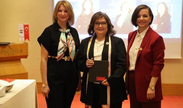 Başkan Kınay: “Kadınlar Değişimin En Güçlü Taşıyıcısıdır”