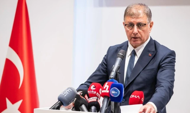 Başkan Tugay 'yeni marketler açacağız' dedi: İZMAR'larda yüzde 50 indirimli satış!