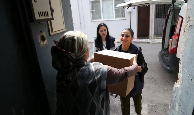 Çiğli Belediyesi’nden Gıda Kolisi Seferberliği