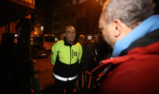 İzmir Büyükşehir Belediyesi ekipleri sağanak yağış nedeniyle seferber oldu