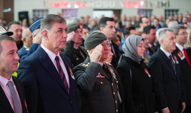 İzmir’in şehitleri Fethi Sekin ve Musa Can unutulmadı