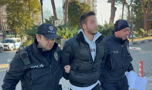 Lise Öğrencisinin Boynuna Bıçak Dayayan Üniversite Öğrencisi Tutuklandı