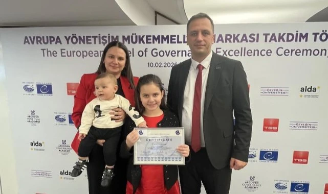 Başkan Eşki ELoGE Ödülü’nü Ankara’da aldı