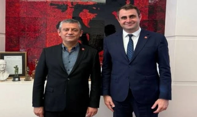 Çağatay Güç'ten CHP lideri Özel'e destek; Ne baskı durdurur ne iftira sarsar